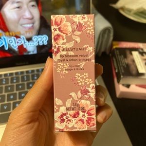 🌸JillStuart Lip blossom🌸